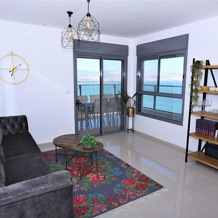 Aristone Luxury Apartment Tiberias Buitenkant foto