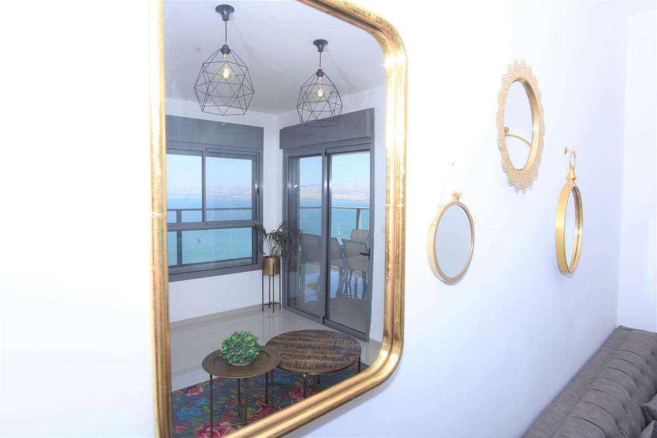 Aristone Luxury Apartment Tiberias Buitenkant foto