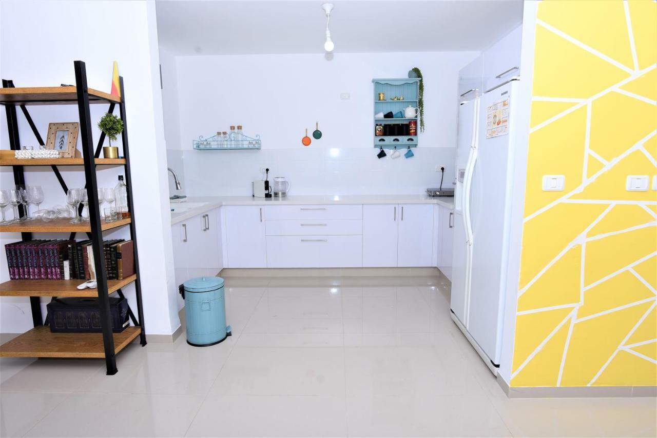 Aristone Luxury Apartment Tiberias Buitenkant foto