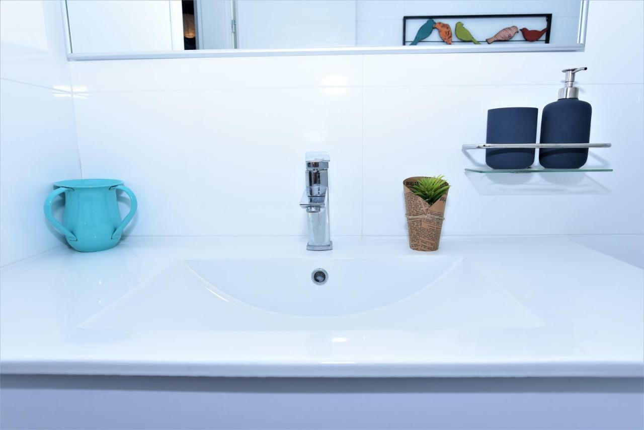 Aristone Luxury Apartment Tiberias Buitenkant foto